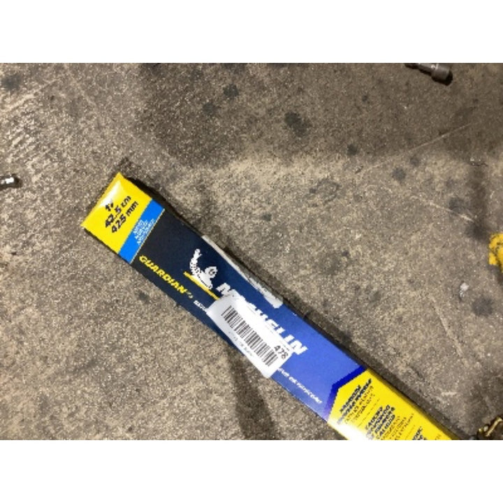 Lot # 478 Michelin 425 Wiper Blade - $20.00