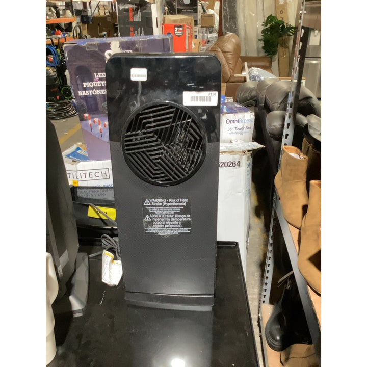 Lot # 2158 Lasko CC23645 Air Heater $40-60
