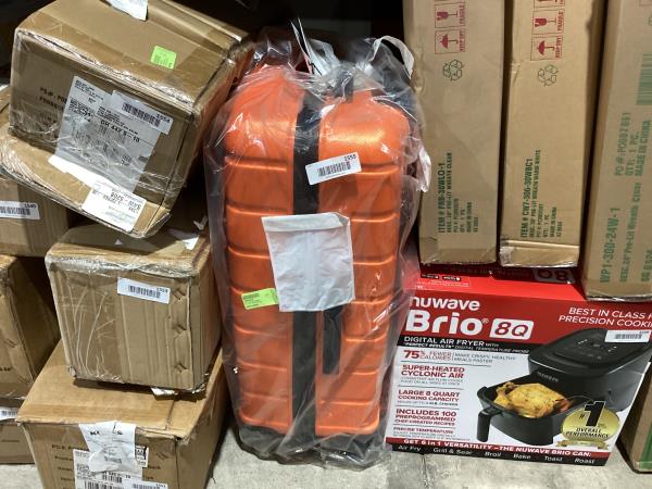 Lot # 1555 InUSA Trend Plastic 4-Wheel Spinner Luggage, Orange (IUTRE00M-ORA)