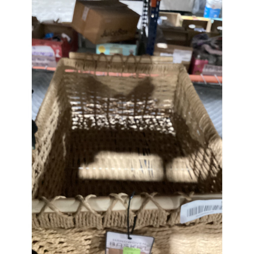 Lot # 907 KOHLs Natural Woven Basket Model 19 $1