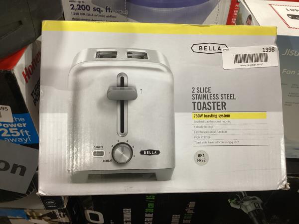 Lot # 1398 bella Stainless Steel 2 Slice Toaster with Extra Wide Slots & Removable Crumb Tray, 6 Browning Options, Auto Shut Off & Reheat Function, Toast Bread, Bagel & Waffle