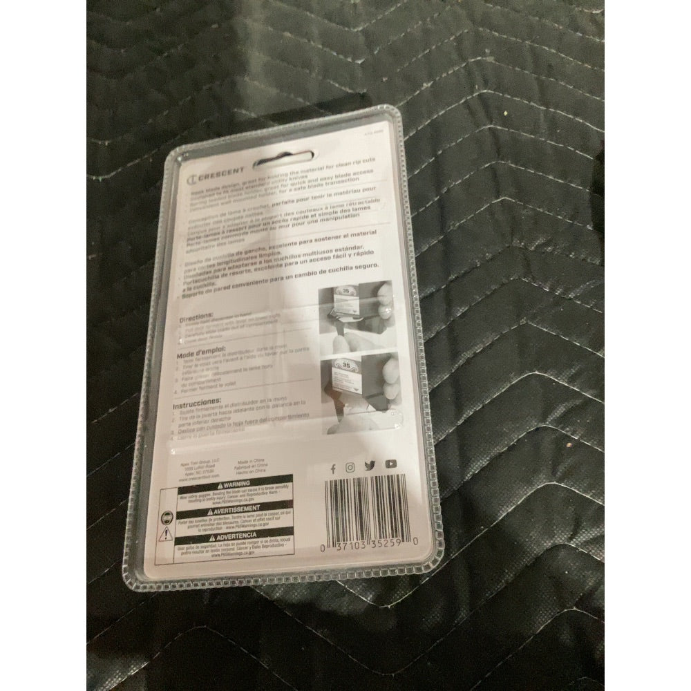 Lot # 1160 Crescent Utility Blade Pack $7.00