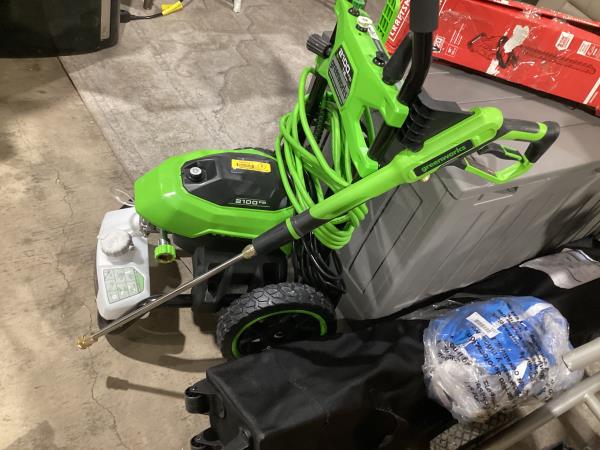 Lot # 2116 Greenworks Cold Water Electric Pressure Washer$180