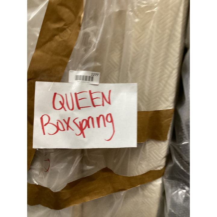Lot # 2277 Herringbone Boxspring $40