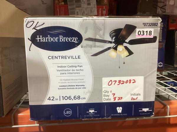 Lot # 1170 Harbor Breeze 42" CENTERVILLE ceiling fan $75