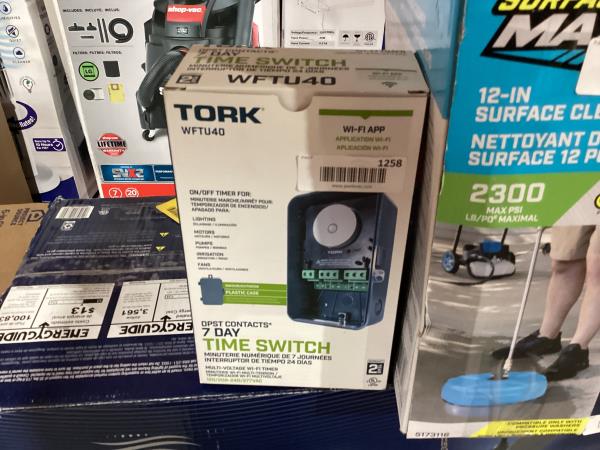 Lot # 1258 NSI WFTU40 a brand of NSI Industries, Indoor/Outdoor Smart 7-Day, Multi-Voltage Time Switch with Wi-Fi App Integration, 40 Amp, Gray