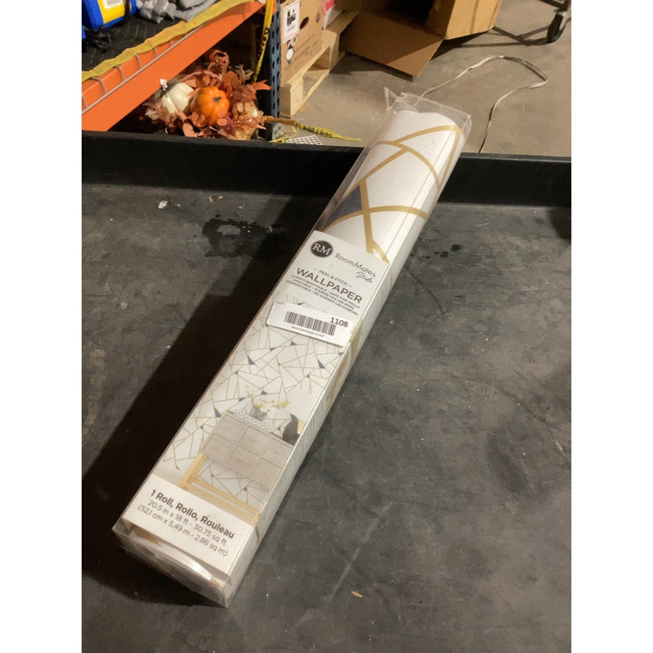 Lot # 1108 RoomMates Wallpaper Gold $30