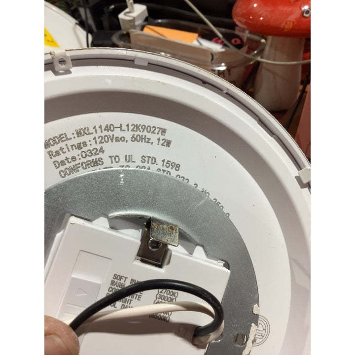 Lot # 1453 MXL LED Panel Light MXL1140-L12K9027W - $25.00