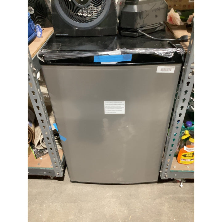 Lot # 2149 Gray $100-200