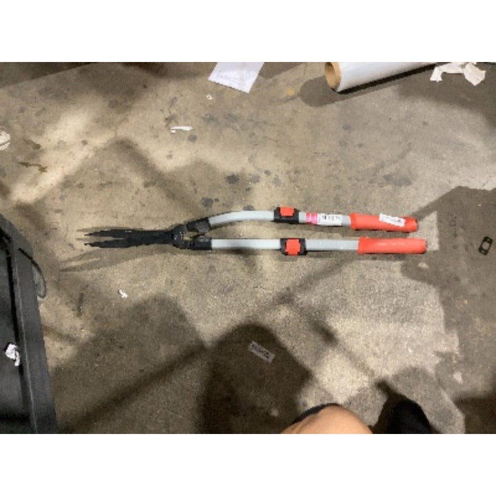 Lot # 668 J.TWLINDU Hedge Shears $40.00