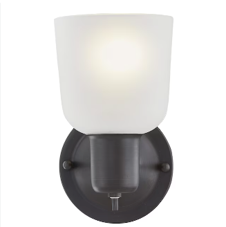 Lot # 1481 Portfolio 4.52-in W 1-Light Wall Sconce $39