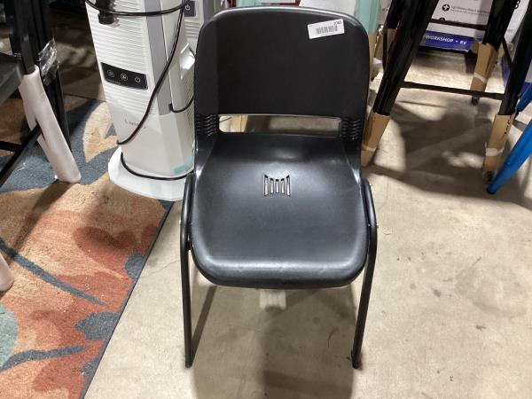 Lot # 2085 Flash Furniture HERCULES Kid Shell Stack Chair $47