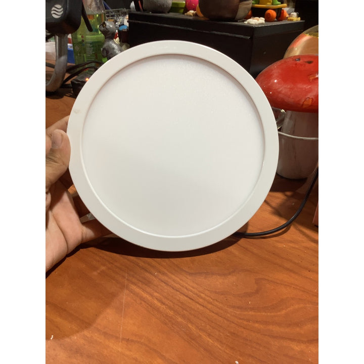 Lot # 1467 White LED Panel Light $25