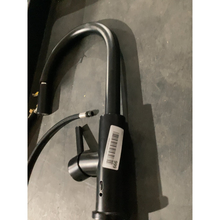 Lot # 999 eBay Kitchen Faucet $70.00