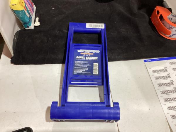 Lot # 541 MARSHALLTOWN Panel Carrier ImpactResistant Plastic