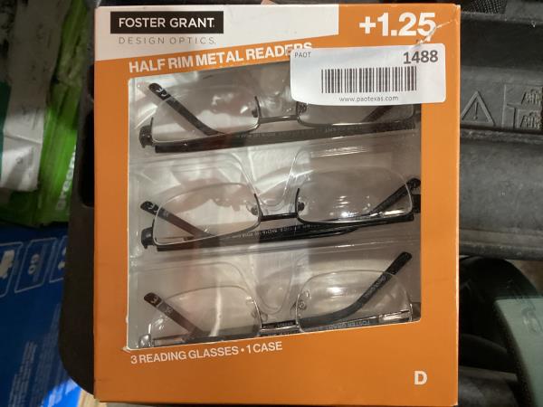 Lot # 1488 Design Optics Foster Grant Metal Reading Glasses +1.25