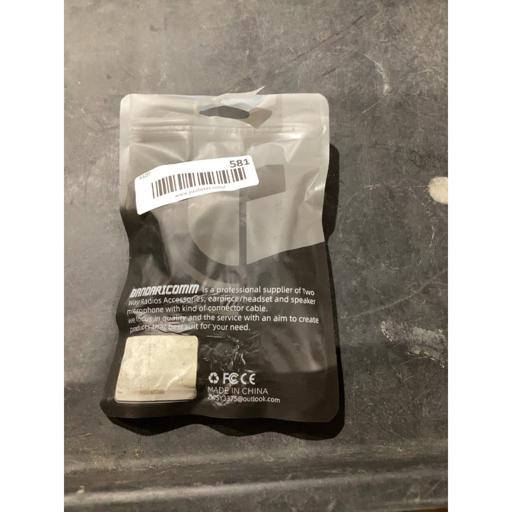 Lot # 581 Headset $10.00