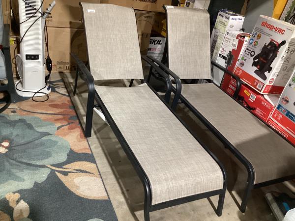 Lot # 2041 Chaise Lounge Chair Steel Frame $69