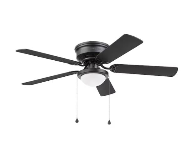 Lot # 1270 Harbor Breeze Armitage 52" Ceiling Fan $60