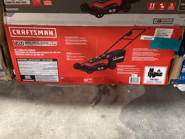 Lot # 1955 CRAFTSMAN V20 Lawn Mower, Push Mower $329