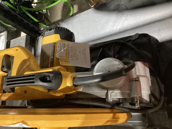 Lot # 2043 DEWALT Chop Saw D28715 $239