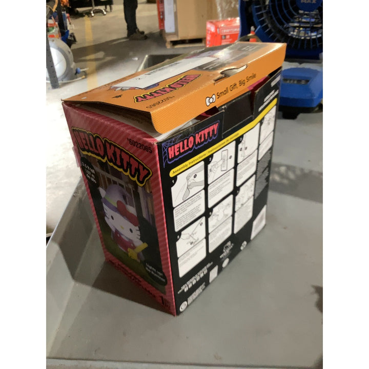 Lot # 852 Airblown Airblown Hello Kitty $40.00
