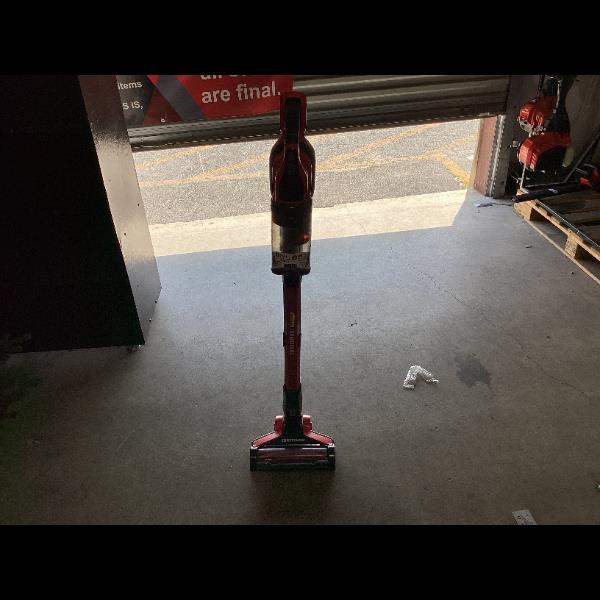 Lot # 1280 CRAFTSMAN V20 CMCS5101 Cordless Stick Vacuum $149