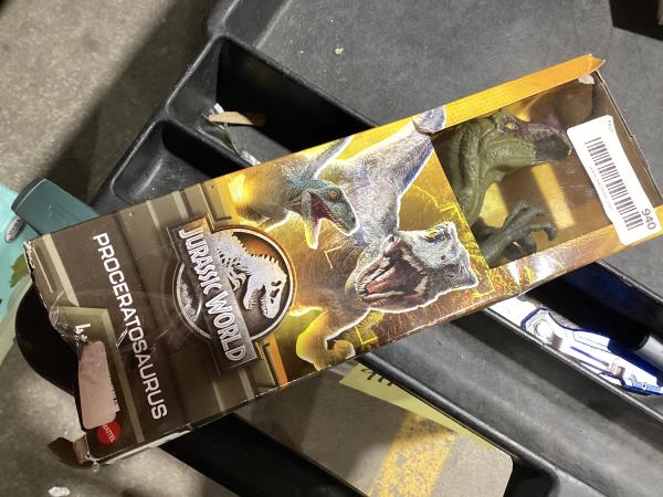 Lot # 940 Jurassic World Speed Dinosaur Pteranodon