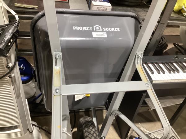 Lot # 2026 Project Source 5.5-cu ft Push Wheelbarrow $99
