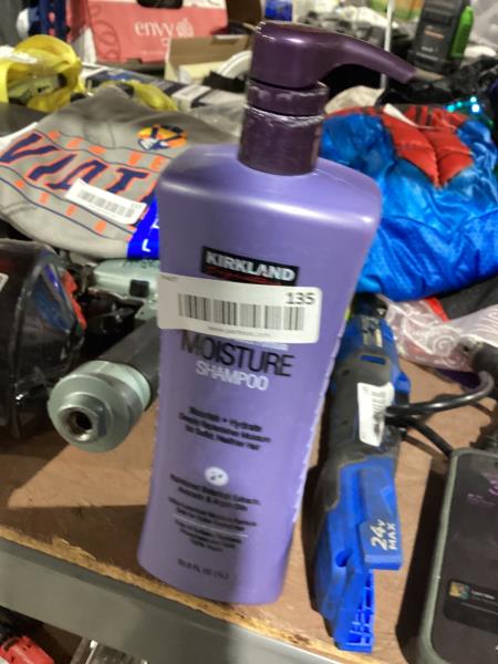Lot # 135 Kirkland Signature Moisture Shampoo
