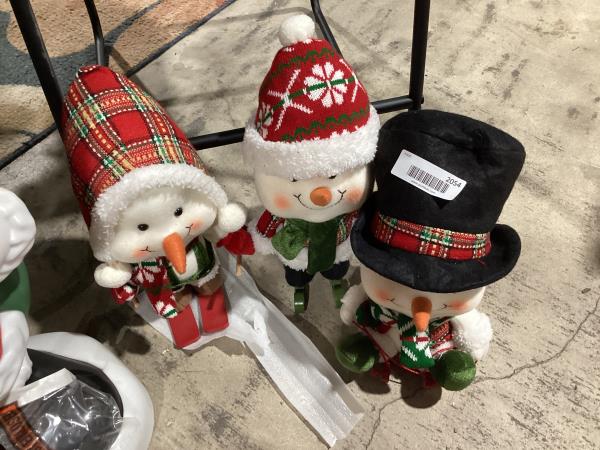 Lot # 2054 Holiday Décor Christmas Snowman Figurines $35