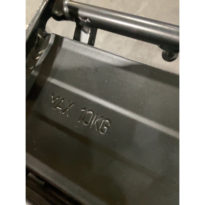 Lot # 582 10kg  582 Component $75.00