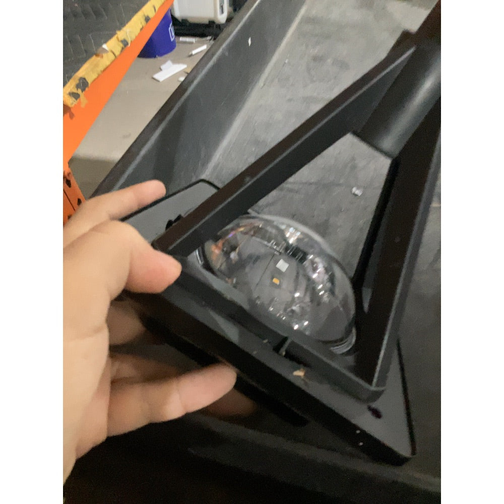 Lot # 628 Paotexat Landscape Light $20.00