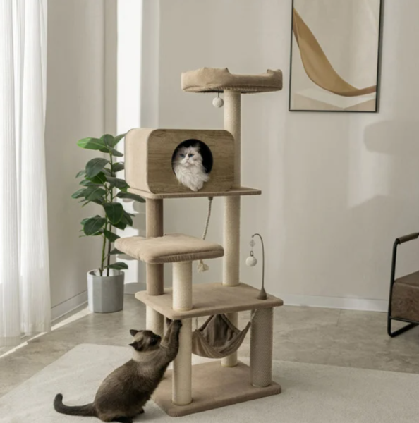 Lot # 2071 Catry Jiminy 60 inch Cat Tree $108