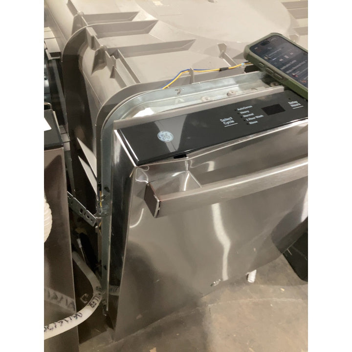 Lot # 2357 GE Dishwasher Model $450