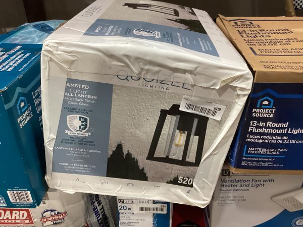 Lot # 609 Quoizel 15.38-in H Outdoor Wall Light $99