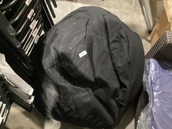 Lot # 2137 Comfortable Large Black Bean Bag $60