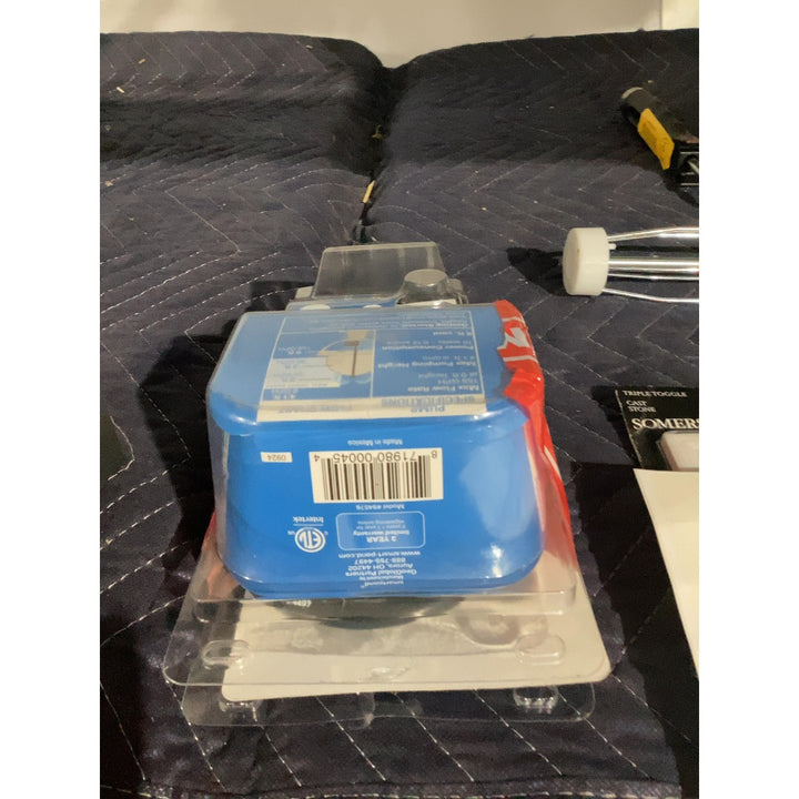 Lot # 1013 SMARTPOND Pump $29.98