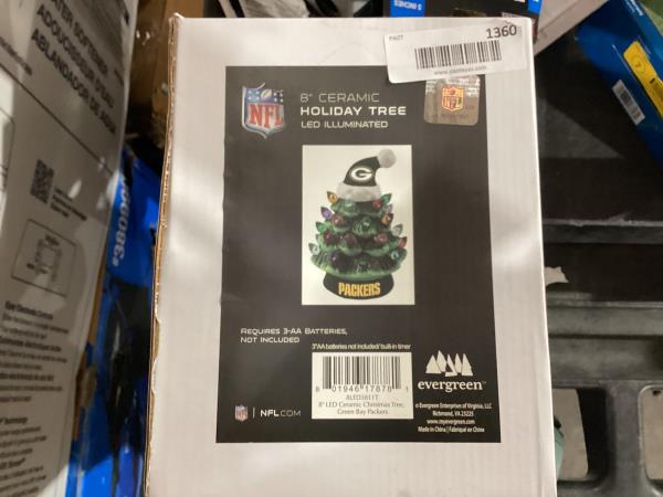 Lot # 1360 Team Sports America NFL Green Bay Packers Ceramic Christmas Trees That Light Up | 8 LED Vintage Christmas Tree | Officially Licensed Team Logo | Christmas Tabletop Decorations for Home