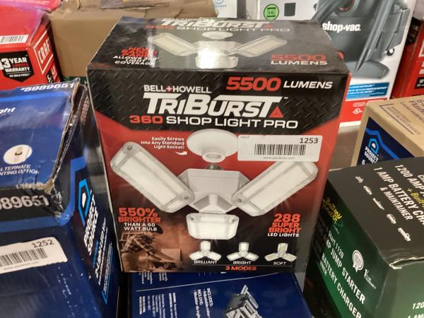 Lot # 1253 BELL+HOWELL TRI BURST 360 SHOP LIGHT PRO $40