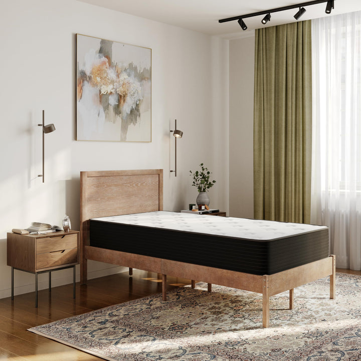 Lot # 2120 Flash Furniture Mattress $184.94