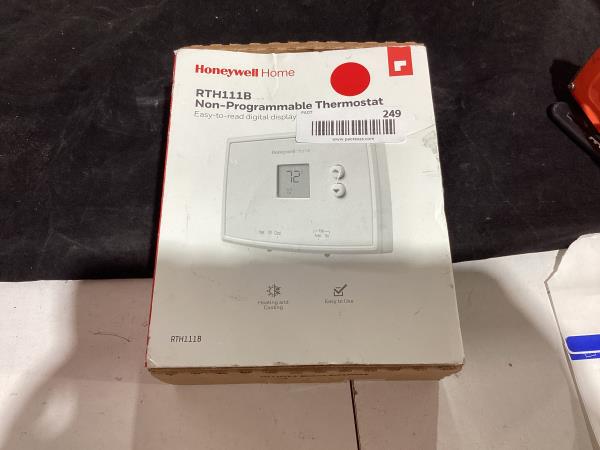 Lot # 249 Honeywell Home Non-Programmable Thermostat $31