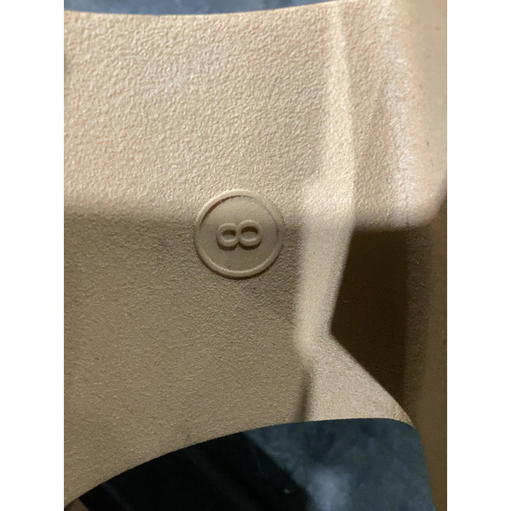 Lot # 265 Universal Thread Chelsea Boots $27.99