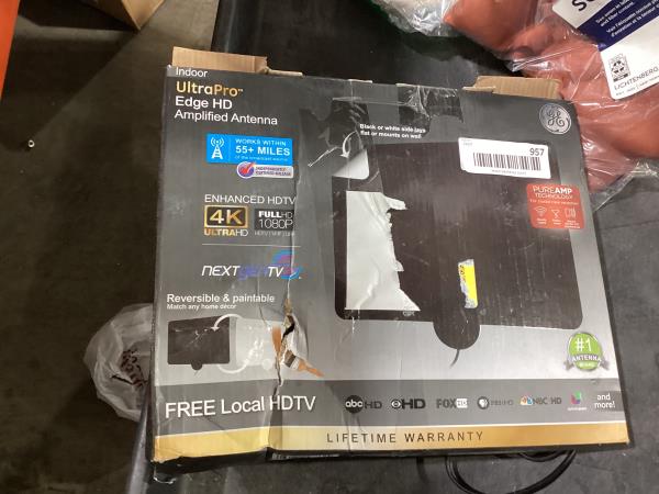 Lot # 957 GE Amplified Indoor HDTV Antenna 55mi $30