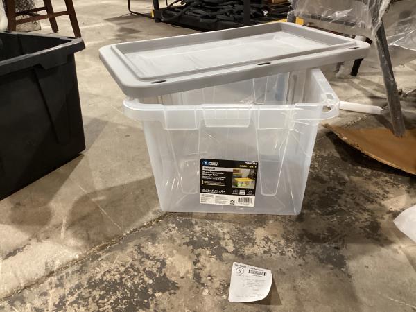 Lot # 1977 Project Source Commander Medium 15 -Gallons ( 60 -Quarts ) Clear Heavy Duty Stackable Tote with Standard Snap Lid