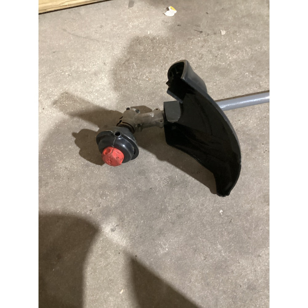 Lot # 1281 CRAFTSMAN 25 CC Gas String Trimmer CMGXGTAMOSS25 - 2-Cycle Engine, Red and Black