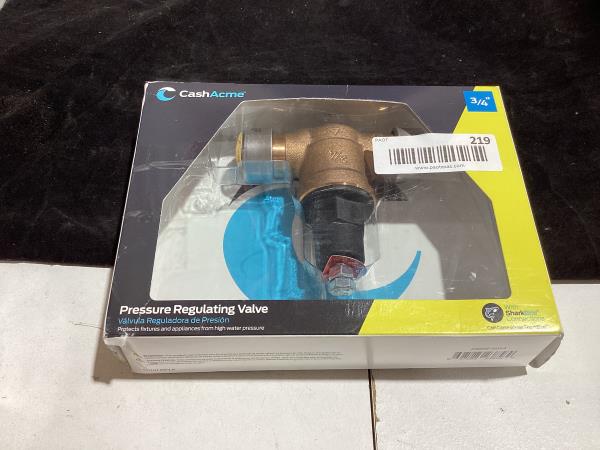 Lot # 219 SharkBite 23858-0045 23858 3/4 in. Push-to-Connect Bronze EB-45 Direct Pressure Regulator Valve
