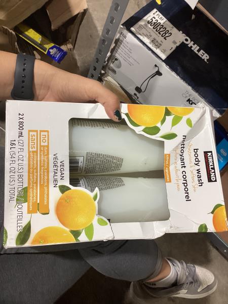 Lot # 1847 Kirkland Signature Liquid Body Wash $37