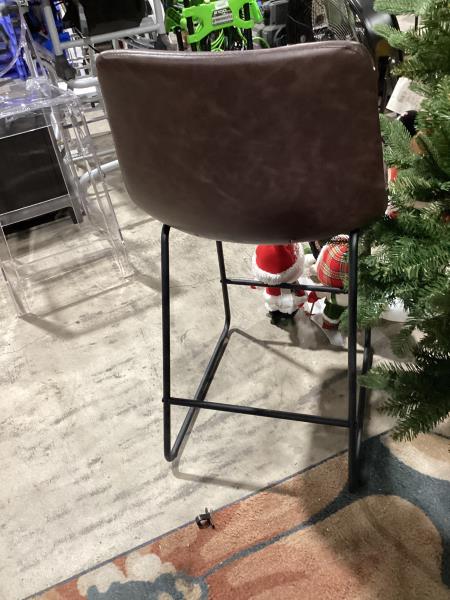 Lot # 2053 Faux leather bar stool $70