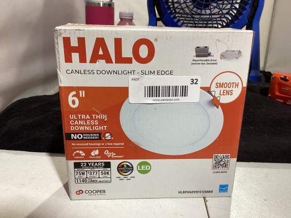 Lot # 32 Halo 6 In LED Ceiling Light Direct Mount White